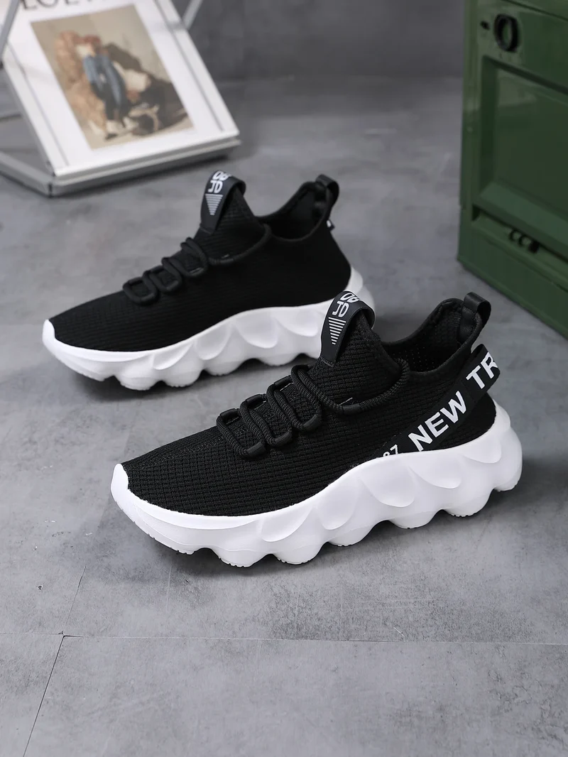 Men's Large Size Outdoor Hiking And Running Shoes Comfortable Casual Versatile Fashionable Sports Shoes for Couples Training