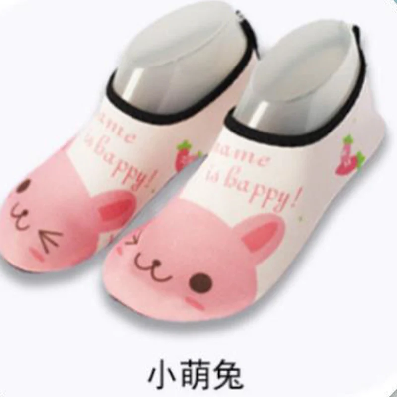 Cartoon Children's Beach Shoes Hard Sole Wading Shoes Diving Equipment Snorkeling Shoes and Socks Barefoot Swimming Shoes Diving Socks Quick-drying
