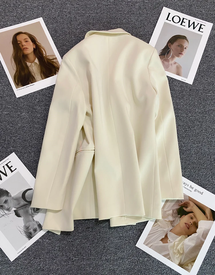 Green Metal Buckle Korean Style 2024 Spring and Autumn New Milk White Suit Jacket Women's Casual All-match High-end Suit