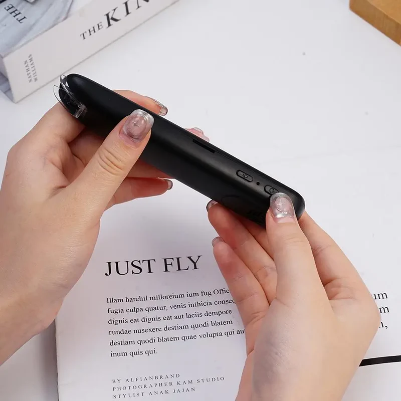 Portable Mini Scanning Reading Pen Translator 112 Language WiFi Mobile Smart Scanner Vioce Translator Dictionary Business