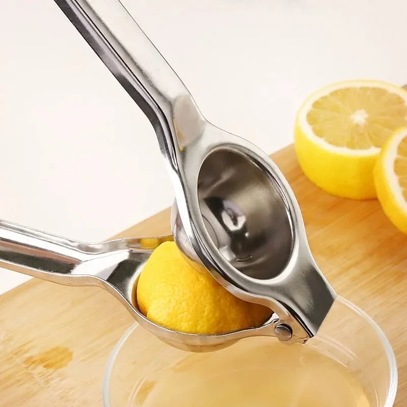 Stainless steel lemon squeezer, manual high-efficiency juicer, and compatible with a variety of fruits