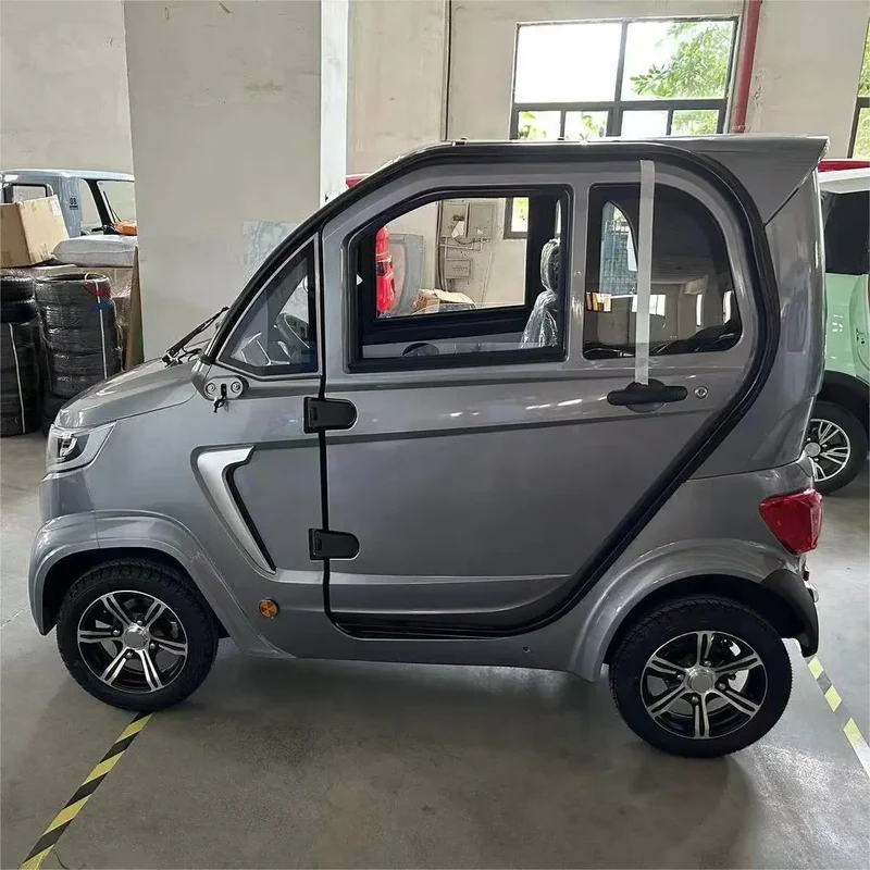 Factory Wholesale 2000W Small New Energy Adult Vehicle Low-Speed Four-Wheel Electric Car Three Seats Urban Commute 45km/h