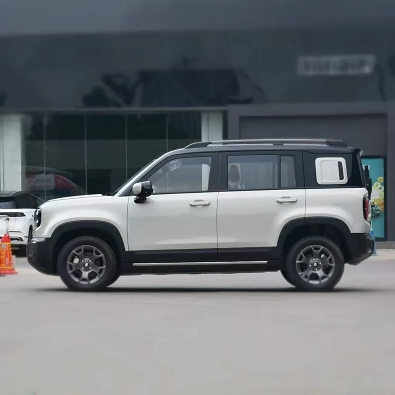 2026 New Wuling Auto New Energy Vehicle Wuling Baojun Yep Plus 2026 Electric SUV EV 401km Range Small SUV Cheap Electric Car