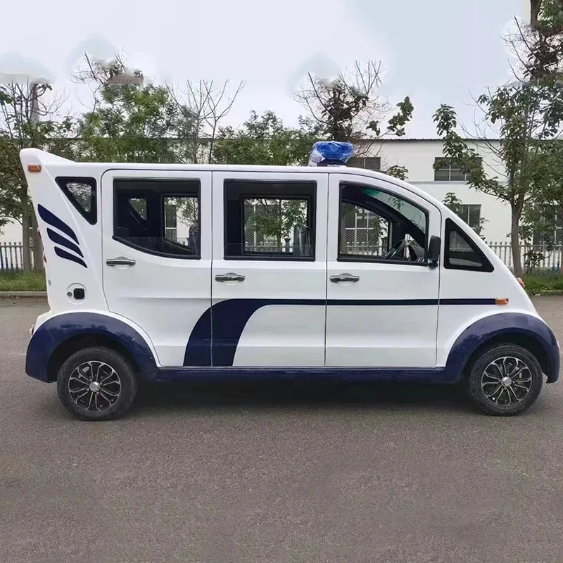 Hot Sale Classic Design 5/8 Seater Battery-powered Fully Enclosed Electric Patrol Car