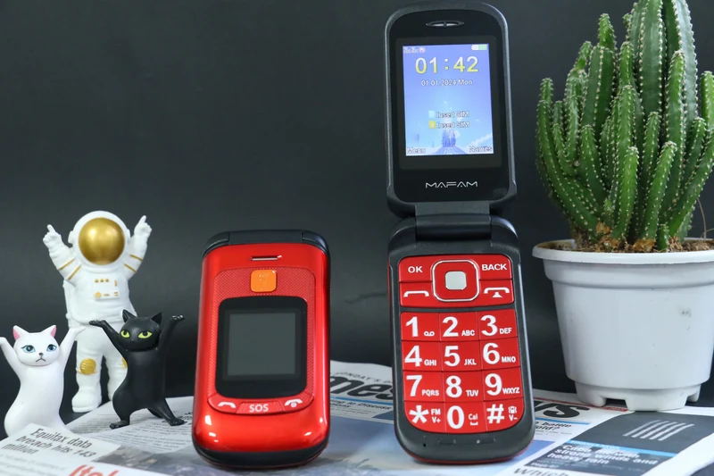 Mafam F899 Small Cover Folded Elderly Mobile Phone For Seniors Dual Display SOS Button Fast Quick Call Anti-Scratch Low Price