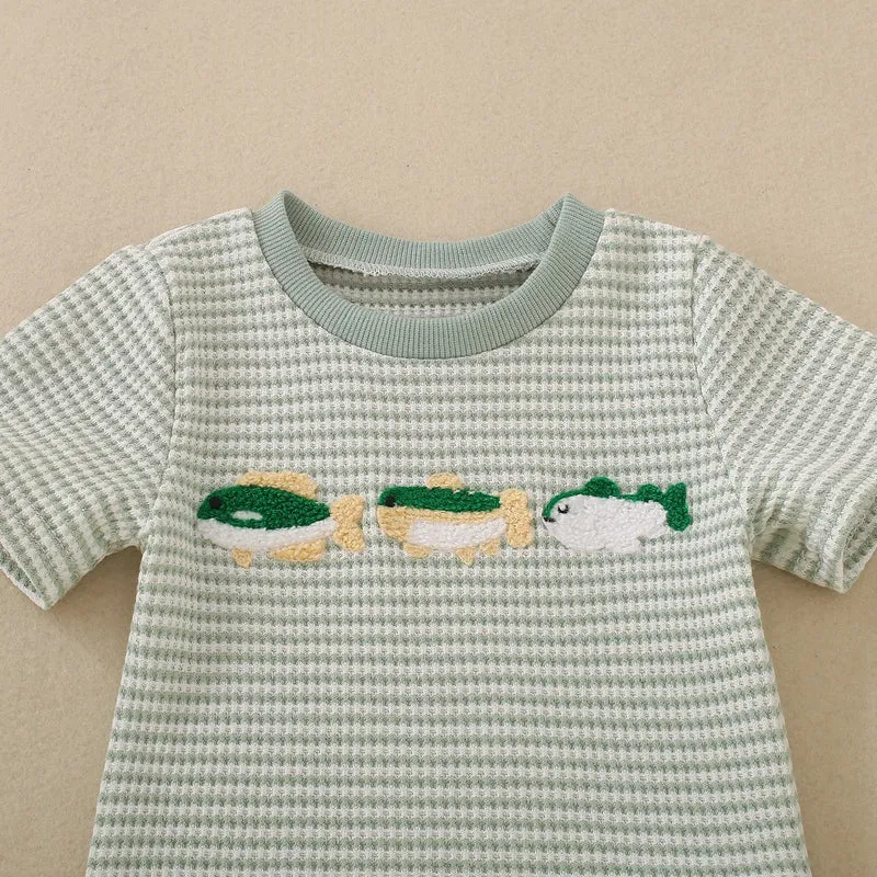 Summer neutral infant three small fish embroidered green short-sleeved T-shirt and green striped shorts two-piece set