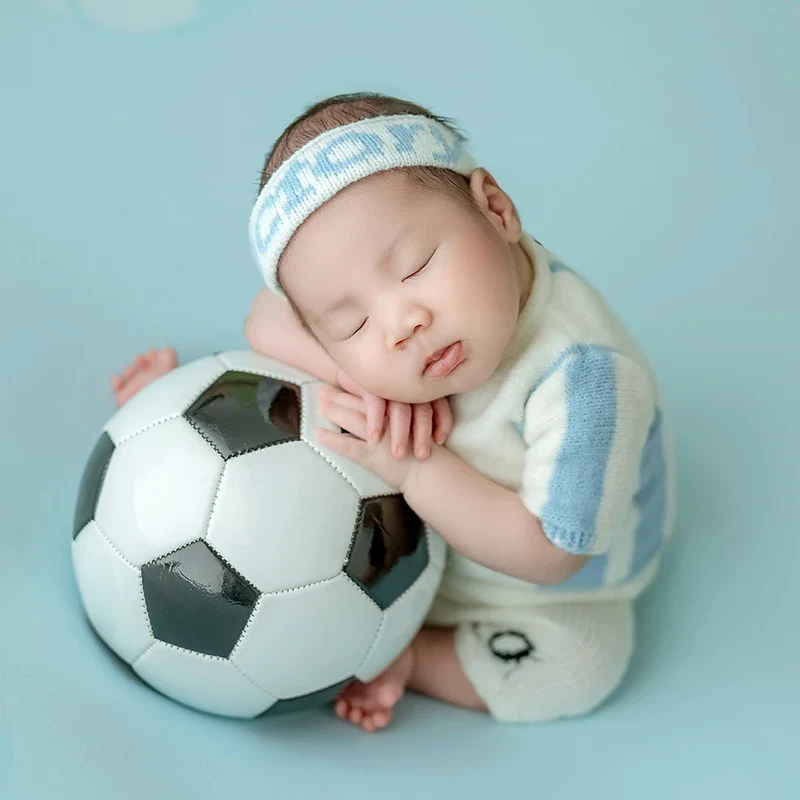Football Baby Theme Newborn Photography Props Sports Soccer Boy Outfits Infant Top+Pants Set Studio Shooting Photo Accessories