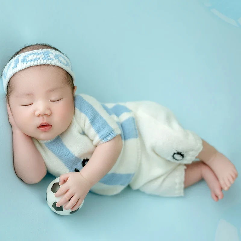 Football Baby Theme Newborn Photography Props Sports Soccer Boy Outfits Infant Top+Pants Set Studio Shooting Photo Accessories