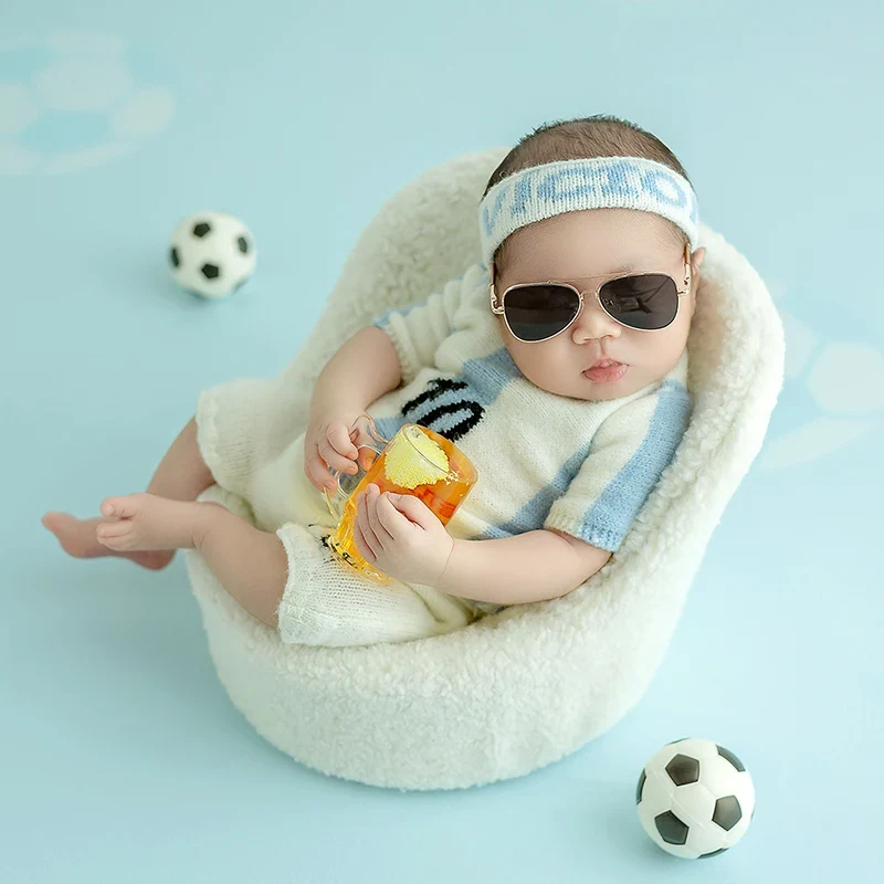 Football Baby Theme Newborn Photography Props Sports Soccer Boy Outfits Infant Top+Pants Set Studio Shooting Photo Accessories