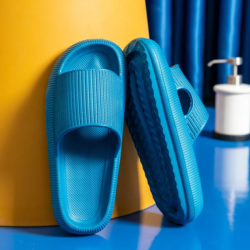 Hot Best Selling Products 2026 Women Thick Platform Summer Indoor Beach Pillow Slides House Cushion Cloud slippers Custom Logo