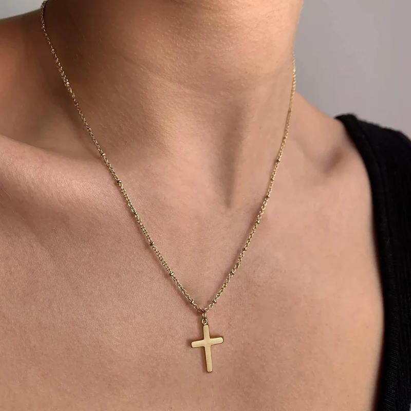 Refined Chic Hypoallergenic 18K Gold Plated Stainless Steel Cross Necklace with Adjustable Chain Daily Wear