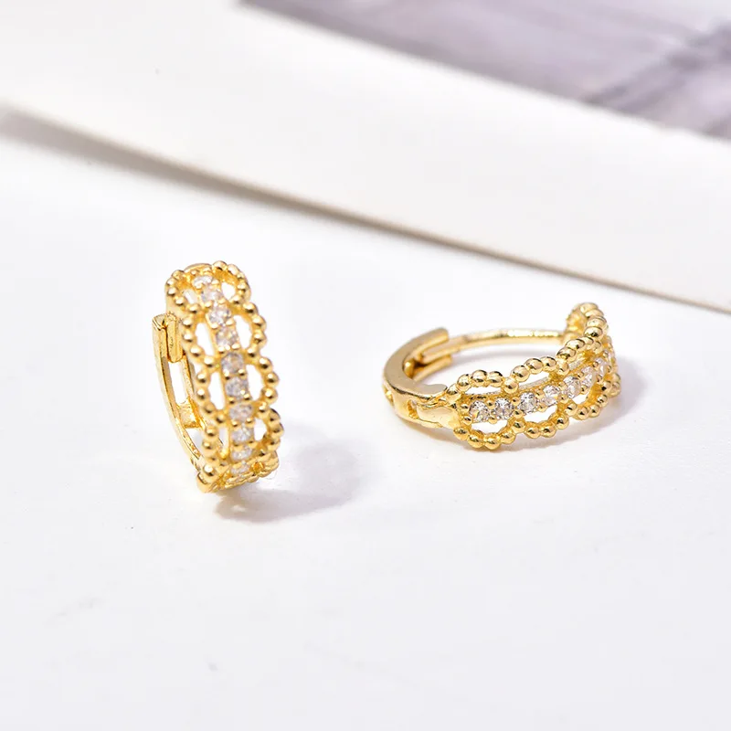 Golden Huggie Earrings With Crystal Channel Setting For Women Fashion Geometric Everyday Wear 18K Gold Plated Zinc Alloy