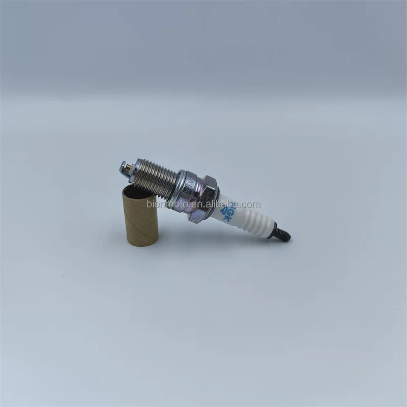 Delivery Within 12 Hours Ready to Ship C7E Spark Motorcycle Spark Plug Bujia Para Moto for DPR7EA-9 CR7HSA