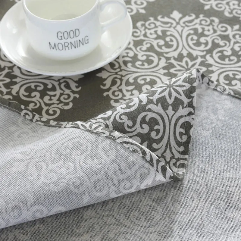 Round Tablecloth Washable Table Cloth Decorative Table Cover for Wedding Holiday Christmas Party Picnic Dining Room Table Covers