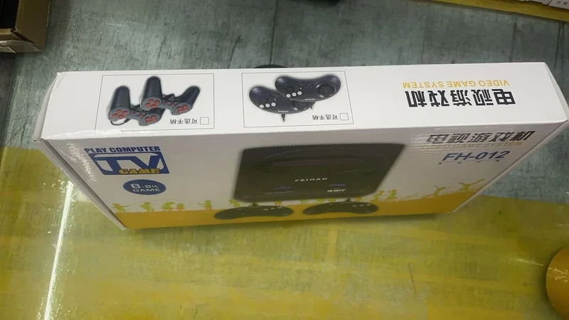 2025 8bit FH006 Retro AV output TV Video Game Console for FC/Dendy Games with 2pcs 1.5M Gamepads Built-in 121 Games