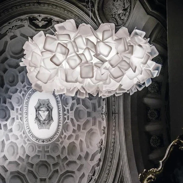 Modern Hanging Ceiling Lamp Chandelier for Living Room Lustre Petal Pendant Chandelier Bedroom Restaurant Black Indoor Lights