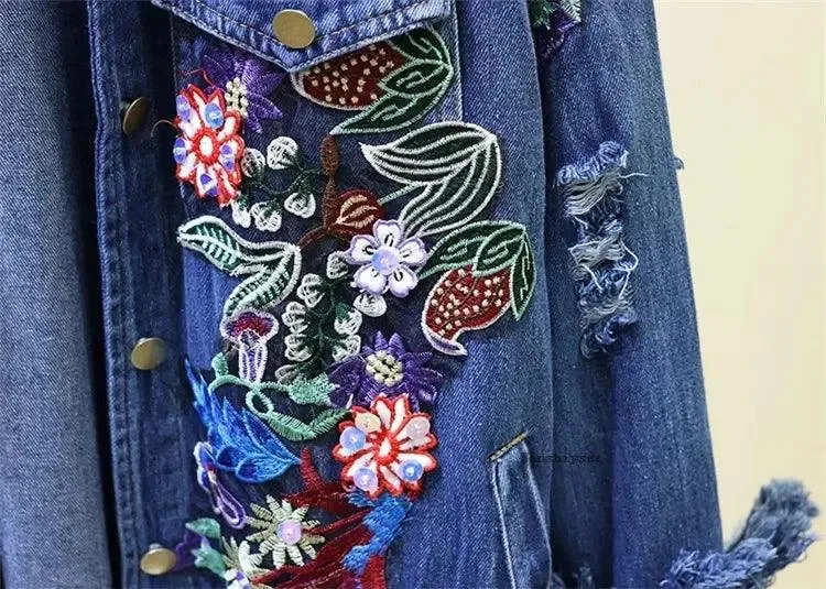 Spring Autumn Loose Vintage Flower Embroidered Denim Jacket Women Single-breasted Casual Raw Fringe Hole Jeans Jackets Female