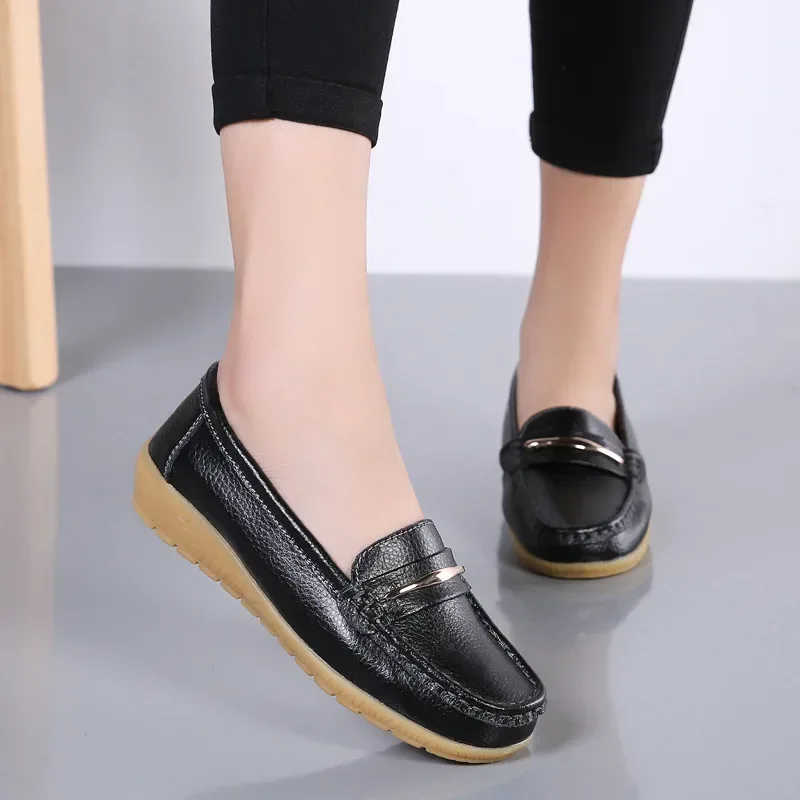 2025 New Genuine Leather Shoes Woman Slip On Women Flats Moccasins Women's Loafers Spring Autumn Mother Shoe Big Size 35-44