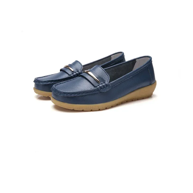 2025 New Genuine Leather Shoes Woman Slip On Women Flats Moccasins Women's Loafers Spring Autumn Mother Shoe Big Size 35-44