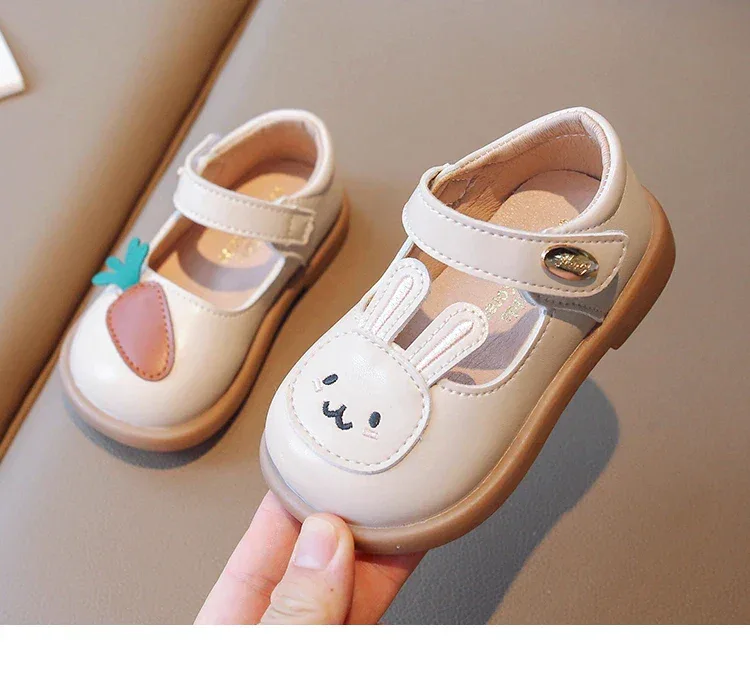 2023 New Spring Cute Bunny and Carrot Patch Children Casual Shoes for Girls Non-slip Kids Shoes Hook & Loop Breatheable Non-slip