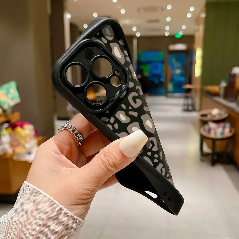 Leopard Print Phone Case For iPhone 13 Case iPhone 11 12 15 14 Pro Max X XR XS MAX 7 8 Plus SE Shockproof Silicone Soft Cover