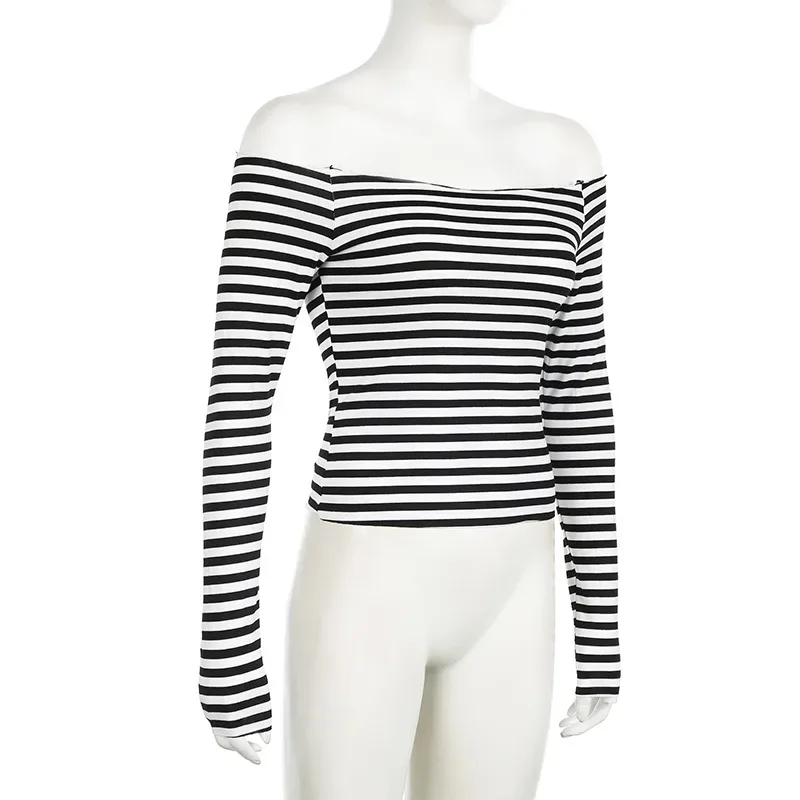Autumn sexy off shoulder long sleeved black white contrasting color stripes slash neck T-shirt