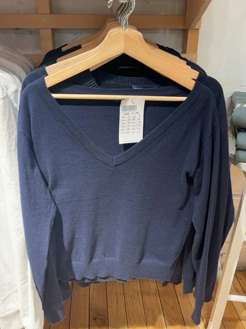 Navy Vintage Sweater Woman Autumn V-neck Long Sleeve Cotton Pullover Solid Simple Streetwear Preppy Style Sweaters Y2k Jumpers