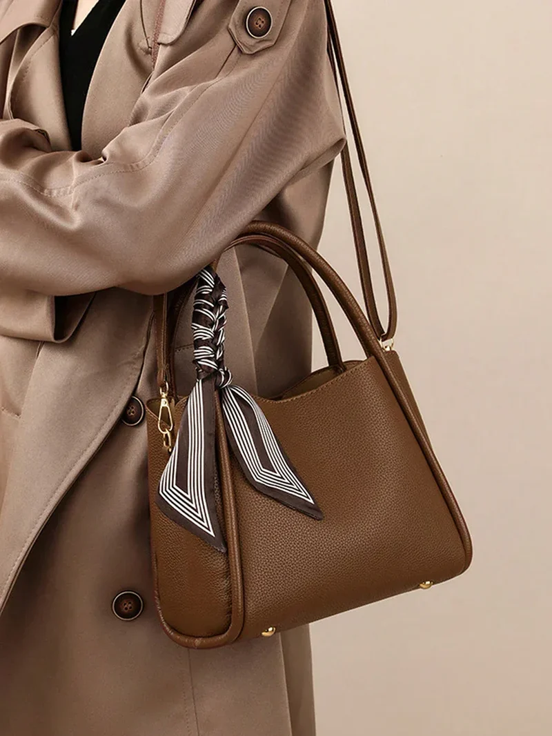 New autumn and winter fashion all-match retro style handbag solid color adjustable shoulder strap shoulder messenger bag