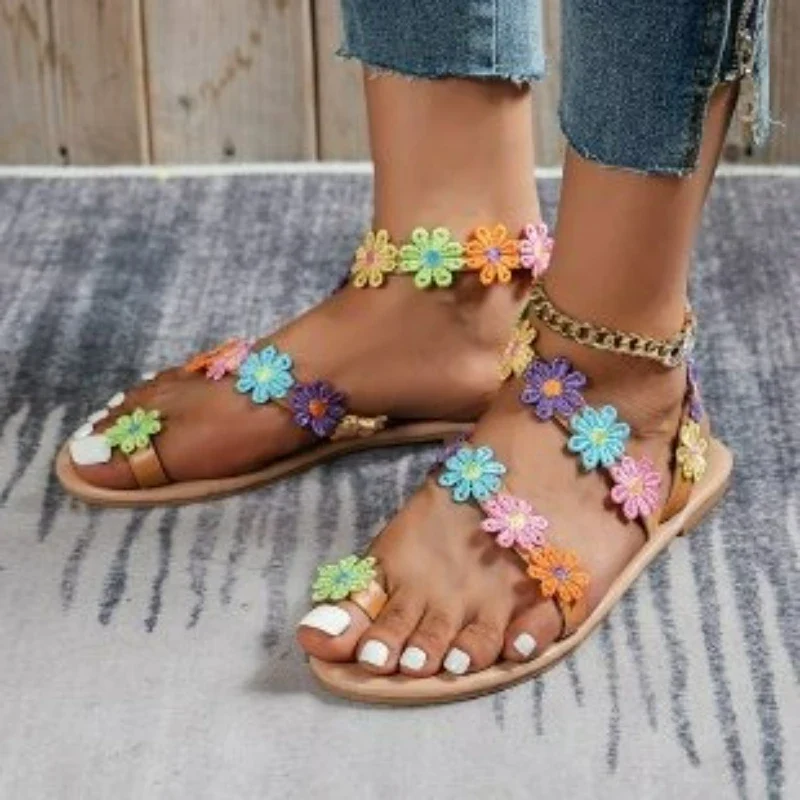 Summer New Women Sandals Flower Flat Sandals Bohemian Lightweight Sandals Outdoor Open Toe Sandal Plus Size Holiday Beach Shoes