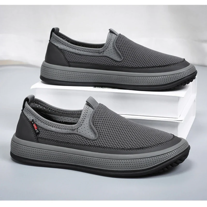 Men's mesh shoes 2026 summer new solid color versatile single shoe breathable soft sole lightweight casual shoes