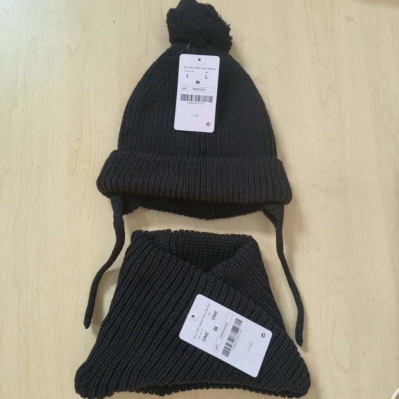 2024 baby girl and baby boy child children's spring autumn winter Solid knitted hat and knitted infinity scarf