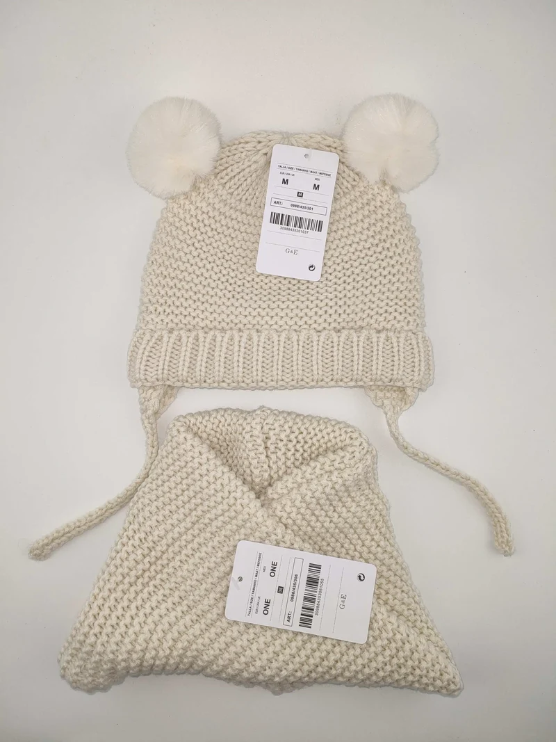 2024 baby girl and baby boy child children's spring autumn winter Solid knitted hat and knitted infinity scarf