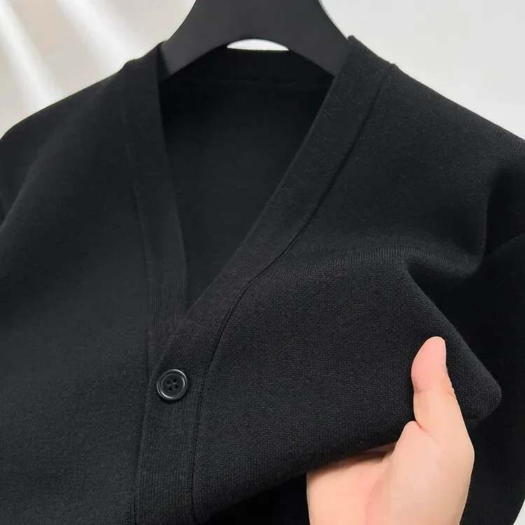 Men's Autumn and Winter Casual Design Cardigan Thick Long Sleeved Button Up Jacket Cardigan Sweater