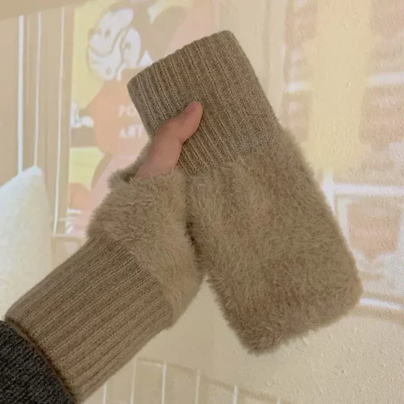 New Solid Color Plush Gloves Women in Autumn and Winter Warm Luxury Woolen Knitted Touch Screen Open Finger Half Finger Gloves
