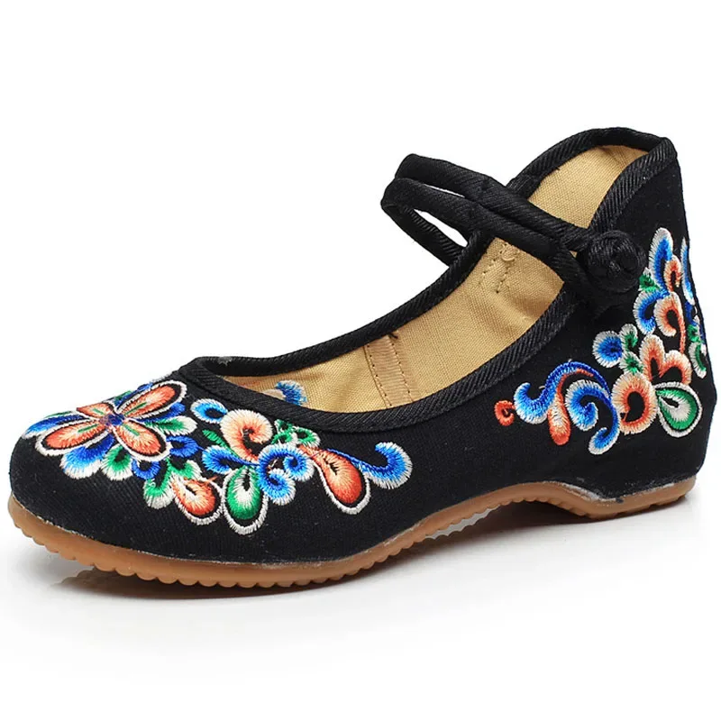 Spring autumn walking shoes women tourism female embroidery national wind single shoes cloth flats shoes zapatos mujer WSH2295