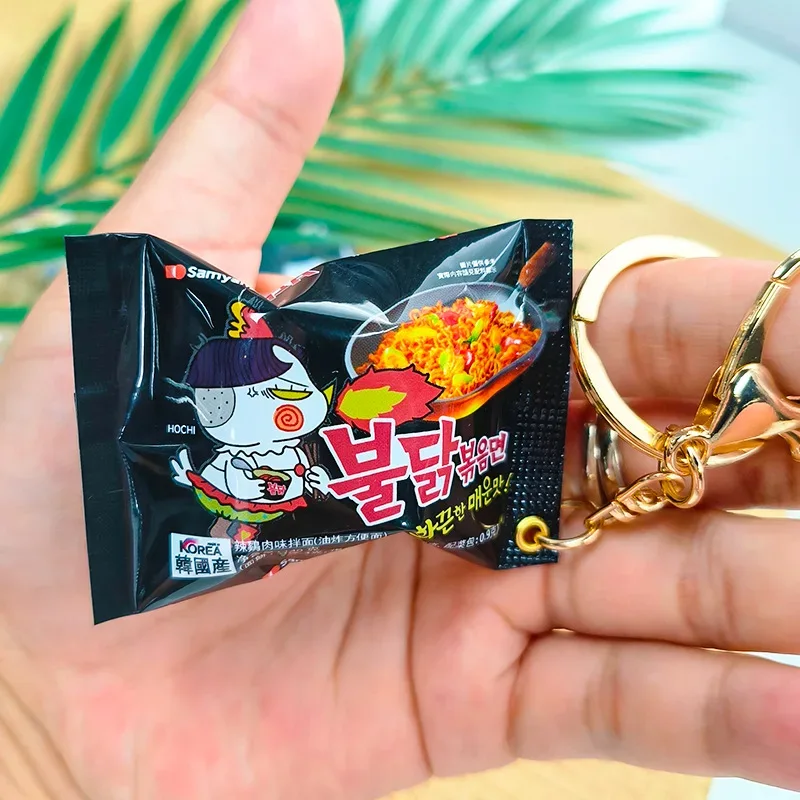 1PCS Simulation Instant Noodles Keychain On The Phone Mini Snacks Pendant Bag Pendant Car Key Ring Gifts For The New Year