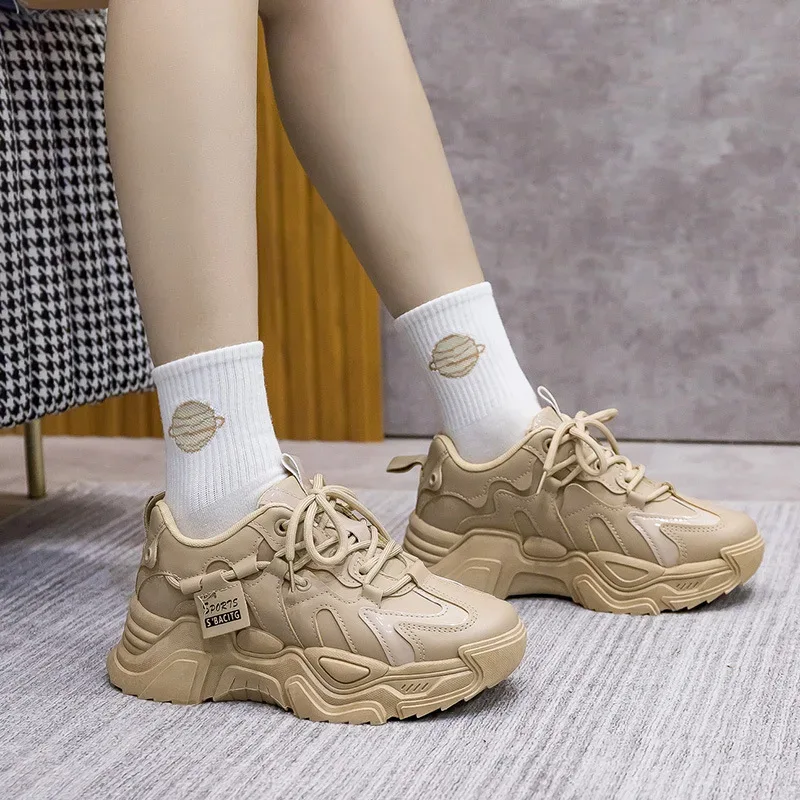 Women's Shoes Platform Autumn Leather 2025 New Versatile Black Casual Sneaker Solid Color Lace-up Vulcanize Shoes Tenis Feminino