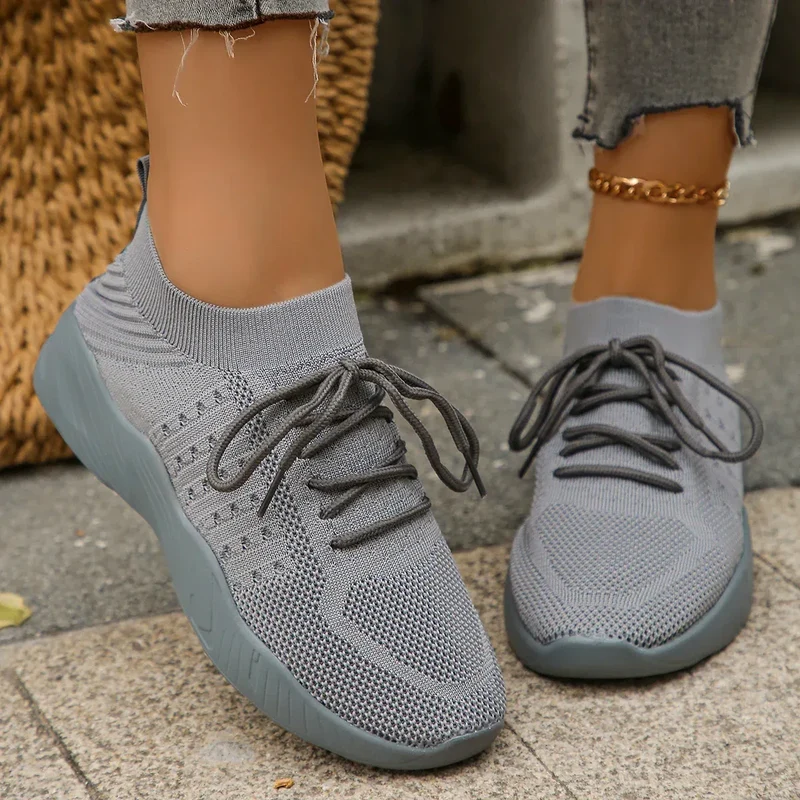 Women's Comfortable Breathable Knitted Sneakers Plus Size Low Cut Flat Casual Sports Shoes for Women 2024 Spring New Arrivals