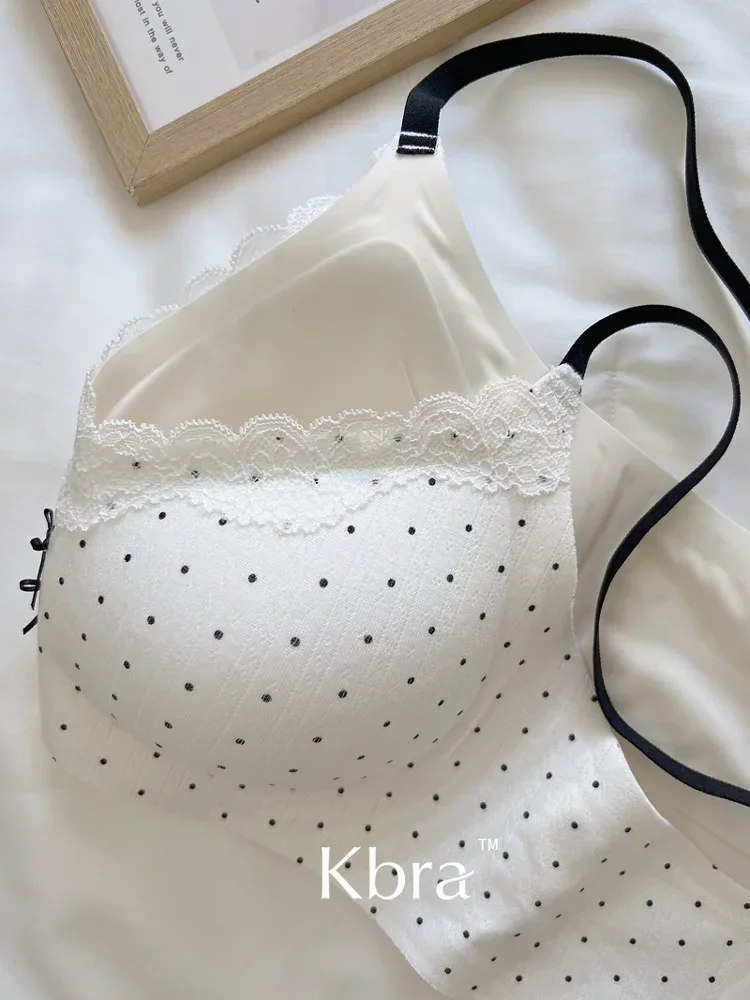 Lace Contrast Floral Print Lingerie for Women, Small Chest Gathering, Seamless and Underwire Bra