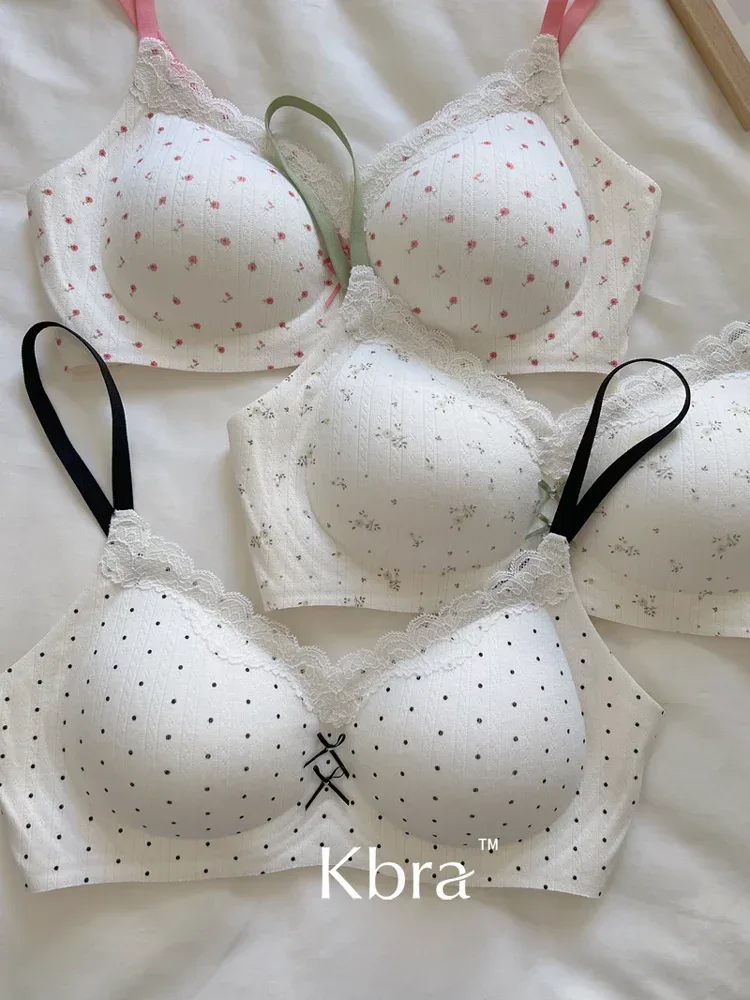 Lace Contrast Floral Print Lingerie for Women, Small Chest Gathering, Seamless and Underwire Bra