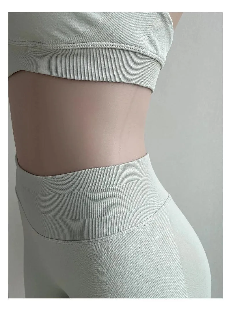 2 Pieces Yoga Gym Set Women Seamless Strappy Yoga Bra High Waist Workout Scrunch Shorts Sports Set Fitness Clothes Sportswear