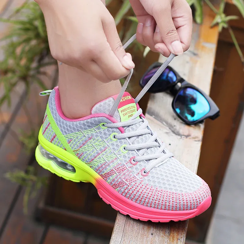 Women Sports Shoes Outdoor High Quality Running Shoes Breathable Athletics Casual Sneaker Ladies Non-slip Sport Walking Shoes