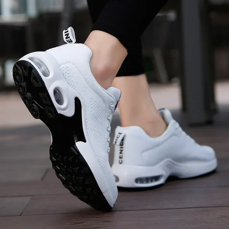 Women's Casual Sneaker Mesh Lightweight Casual Platform Sports Shoes 2025 Comfortable Daily Walking Outdoor Luxury Women's Shoes