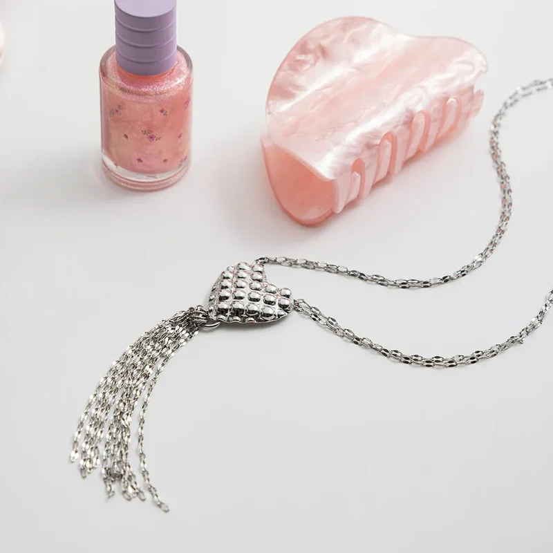 Zora Minimalist Style Silver-Plate Stainless Steel Heart Pendant Splicing Tassels Necklace Waterproof Women's Unique Jewelry