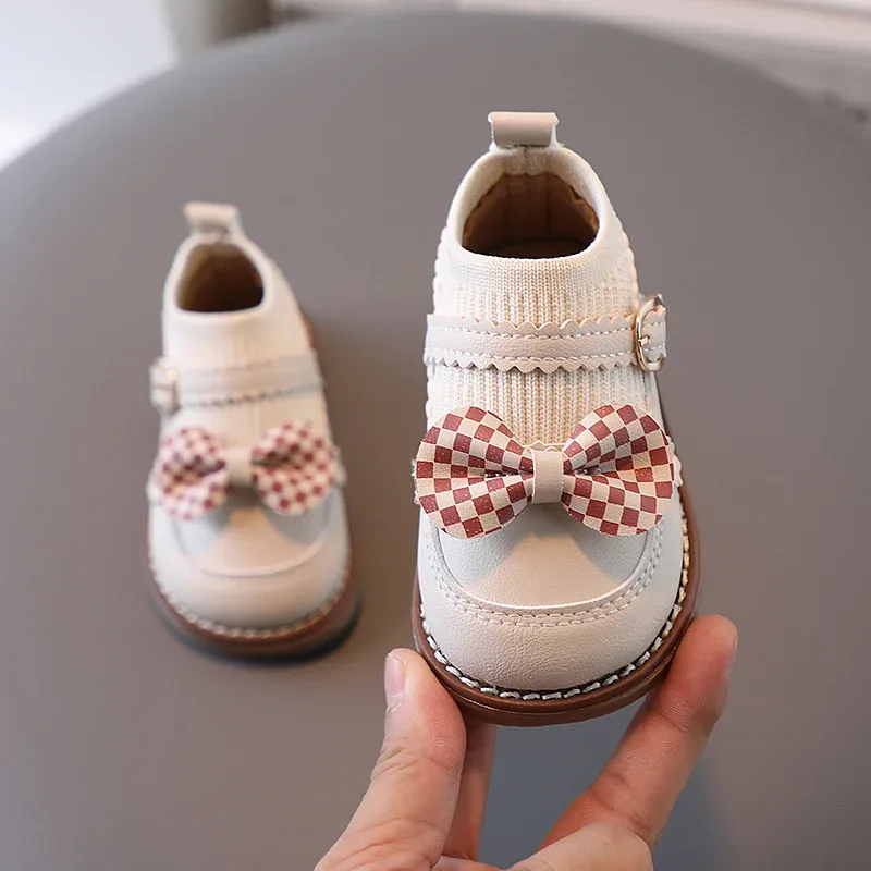 New Cute Girl Lattice Bowknot Baby Princess Shoes Casual Anti slip Outdoor Preschool Children's Soft Sole First Walking Shoe