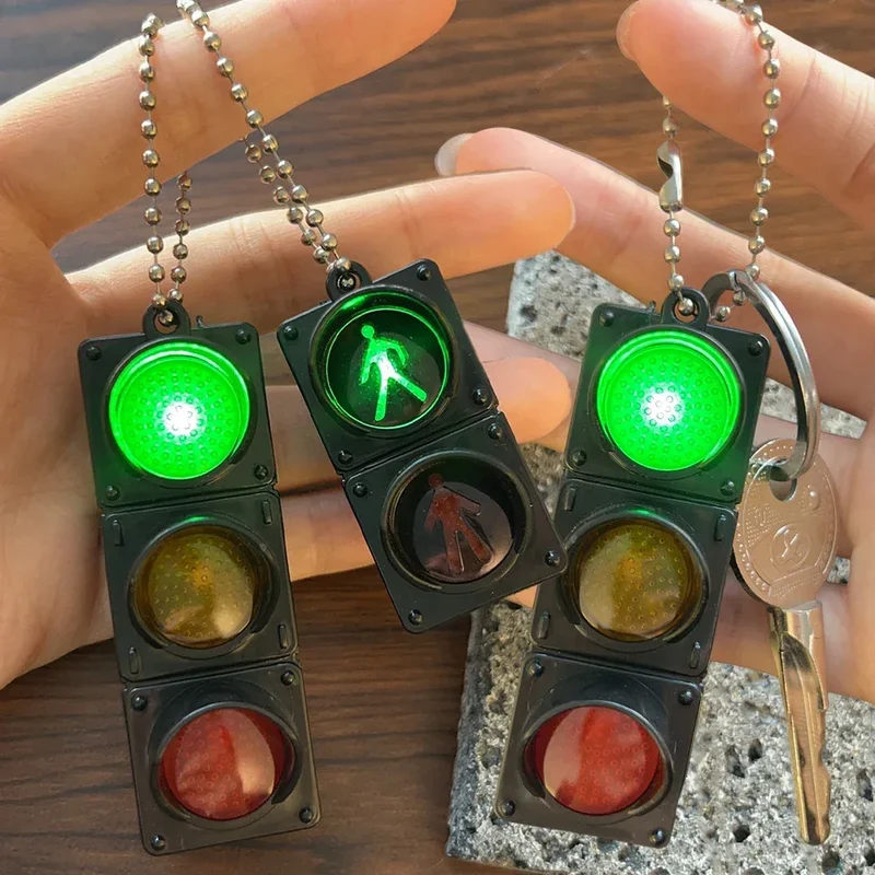 Simulation Electronic Traffic Light Keychain Pendant Pedestrian Light LED Light-emitting Toy Kids Cognitive Toy Gift Key Chain