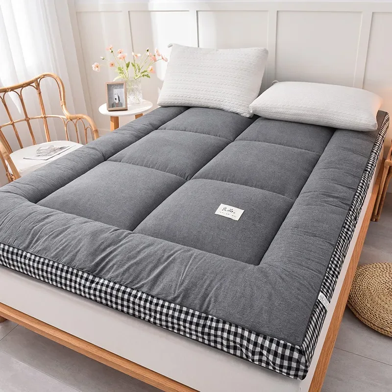 NewestFoldable Lightweight Portable Sleeping Pad/Tatami Mat Japanese Futon Mattress Soft Fabric,Easy Storage & Travel Mattress