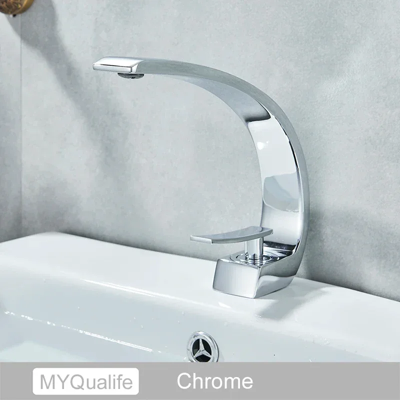 Chrome Basin Faucet Washing Basin Mixer Deck Mounted Cold and Hot Bathroom Faucet