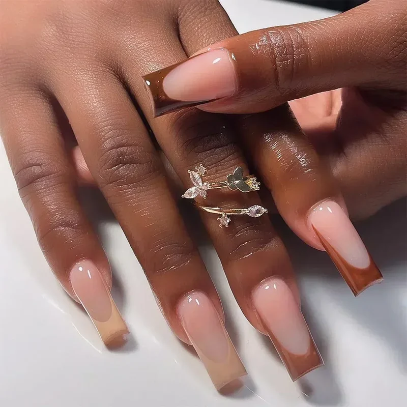 Romantic Red Lips Valentine's Day Wearable Fake Nails Frosted White Detachable Finished False Nails Press on Nails with Glue
