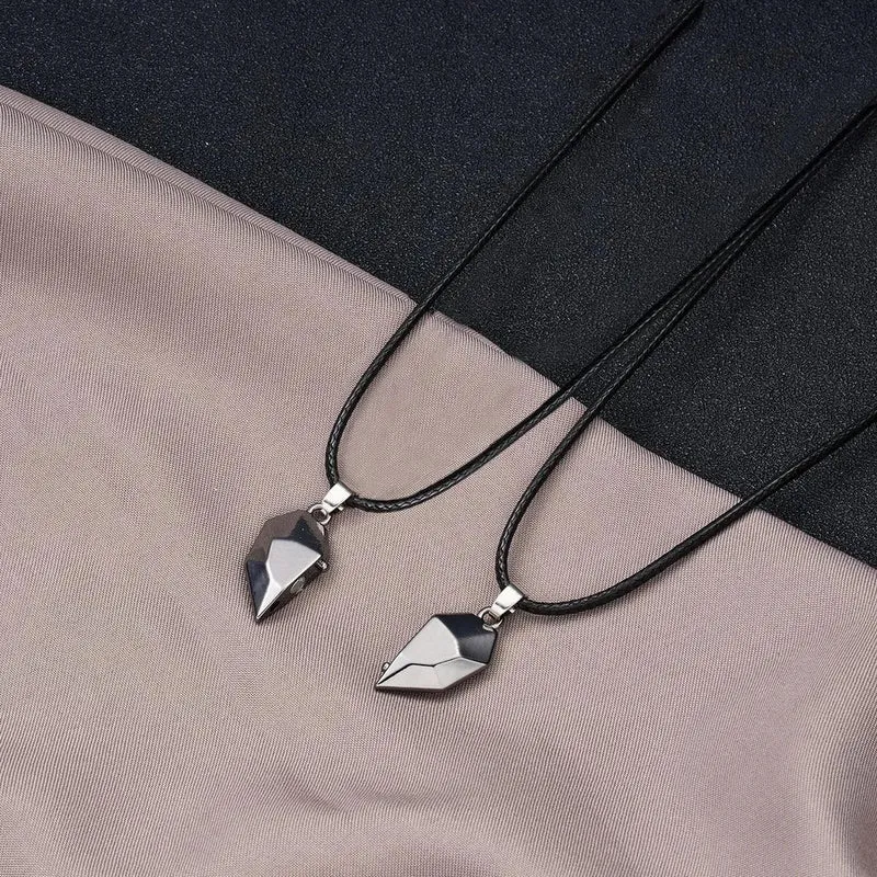 2Pcs Magnetic Heart Couple Necklace For Women Valentine's Day Sweater Chain For Best Friend Lovers Wedding Party Gift Jewelry